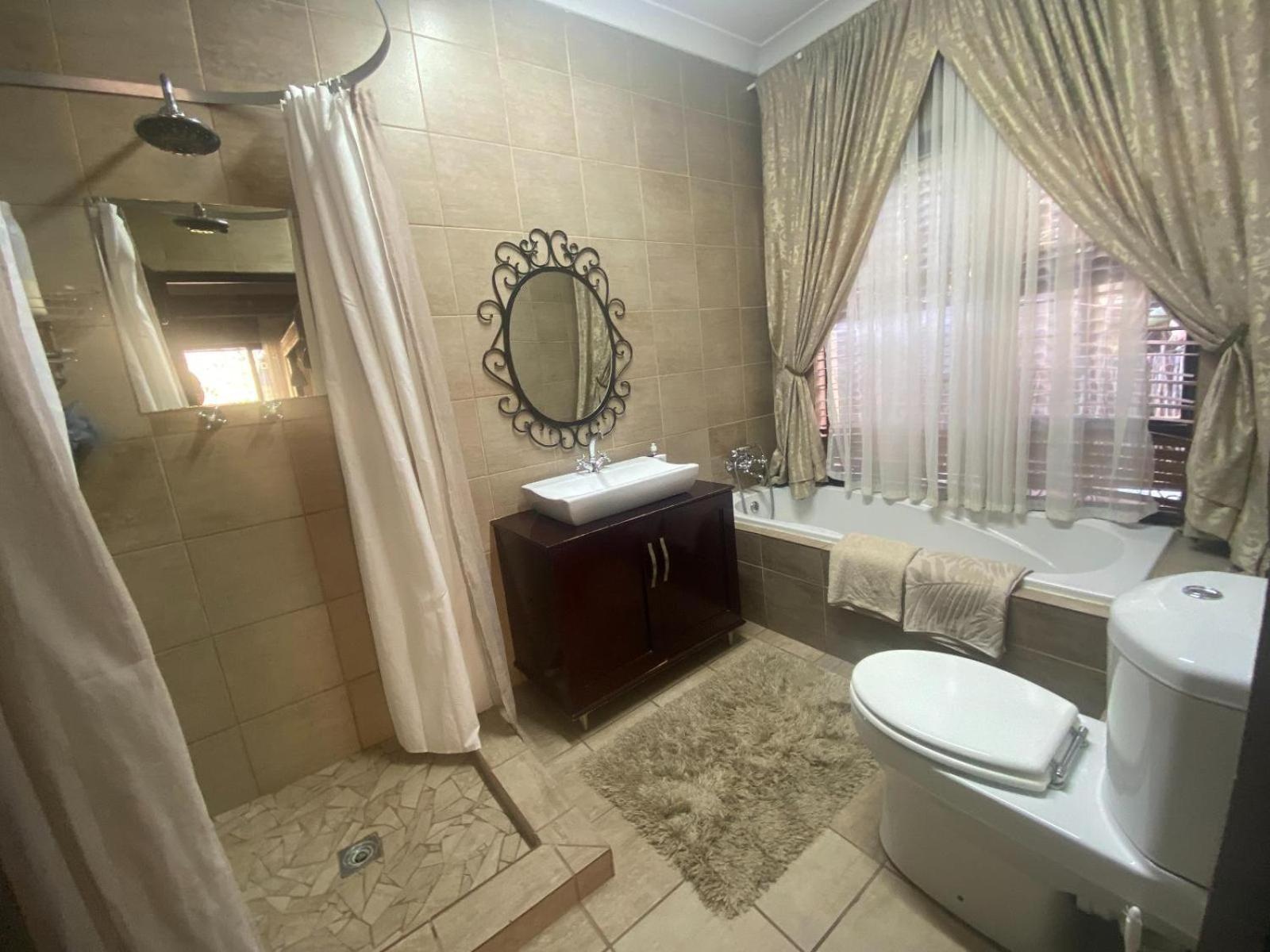 Aloe Guesthouse Клерксдорп Номер фото