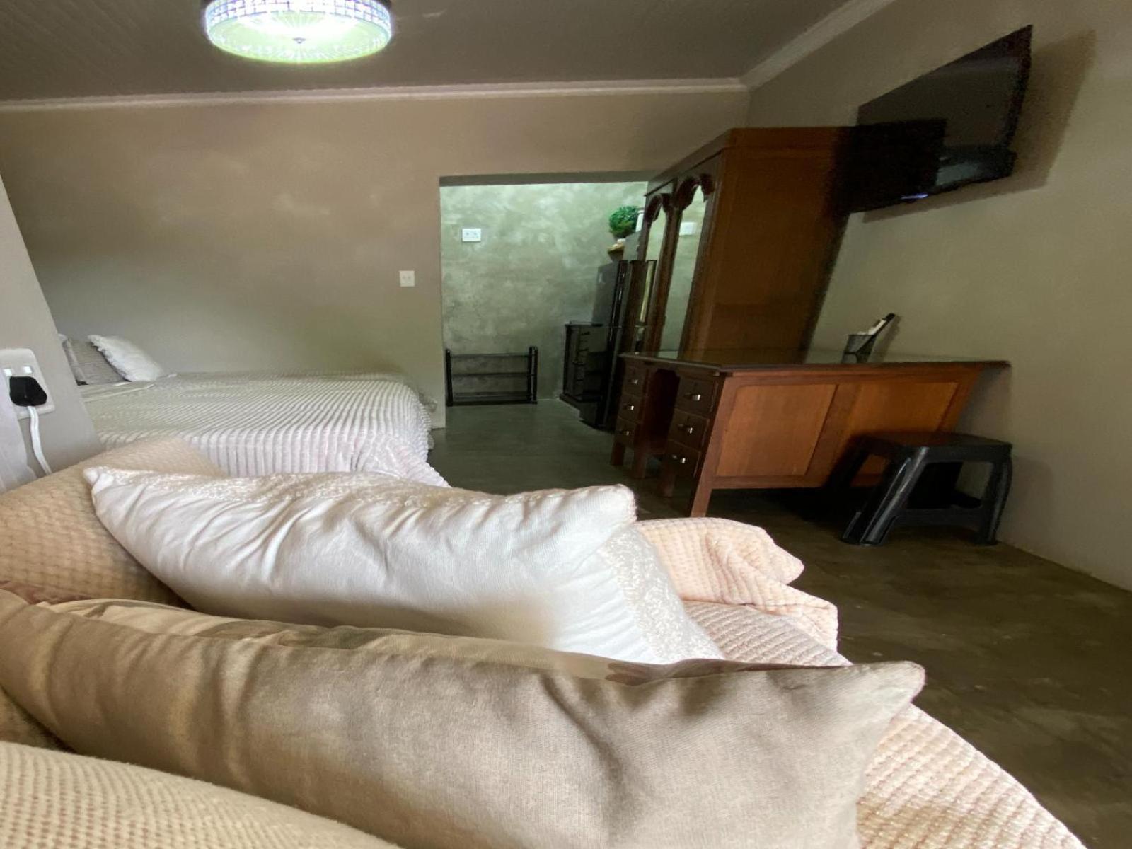 Aloe Guesthouse Клерксдорп Экстерьер фото